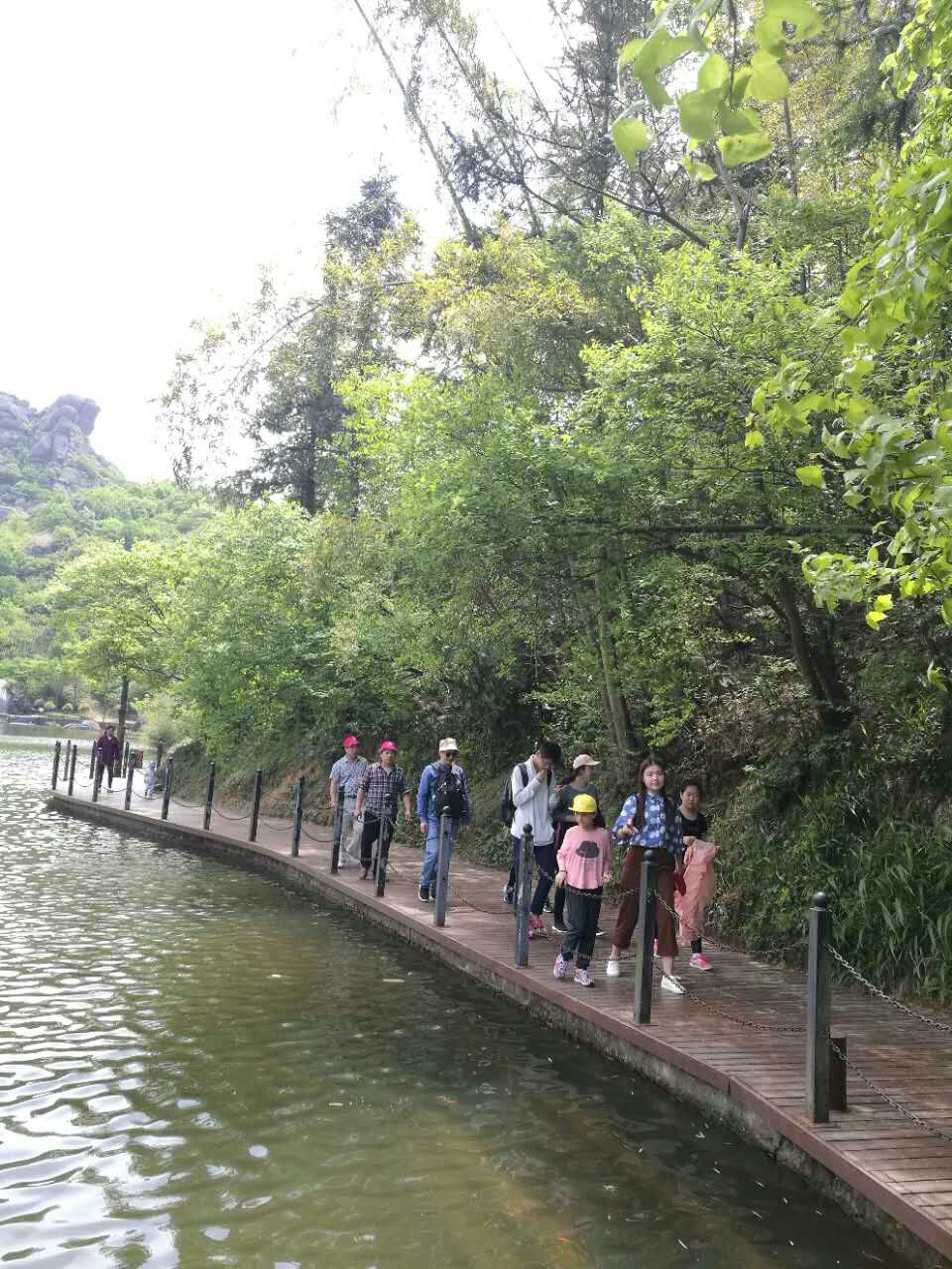 天思装饰巨石山两日游之登山游览巨石山